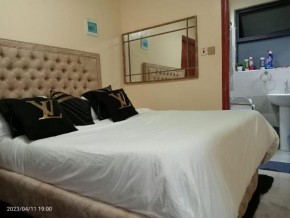 Lux Suites Kileleshwa Furnished Studio Apartments
